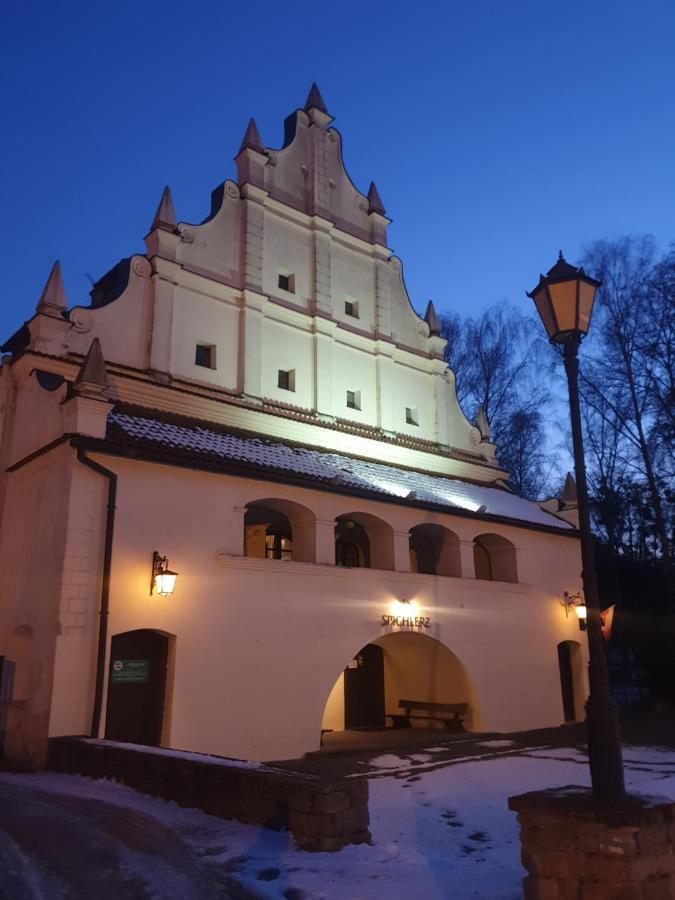 Spichlerz Na Krakowskiej Kazimierz Dolny Exteriör bild